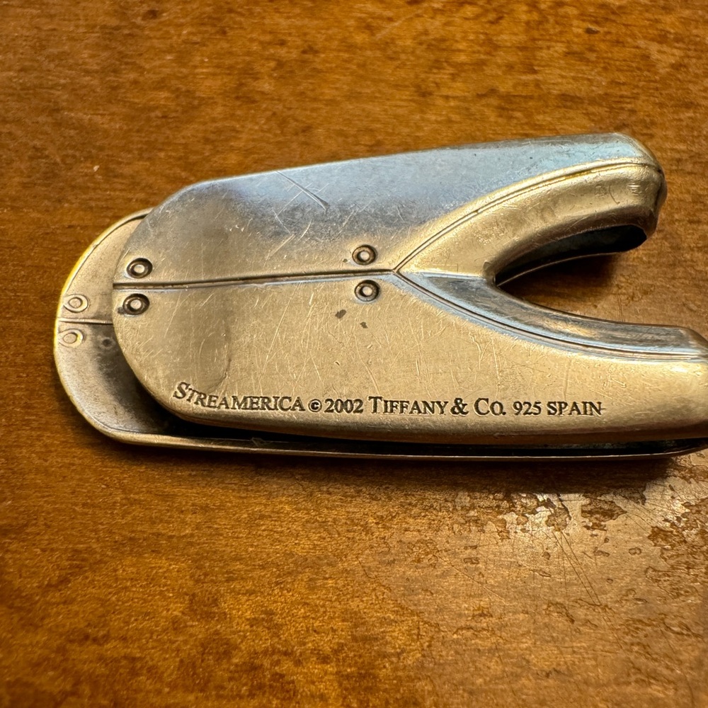 Tiffany Money Clip, Vintage 

Tiffany & Co Streamerica Tuxedo in Sterling Silver